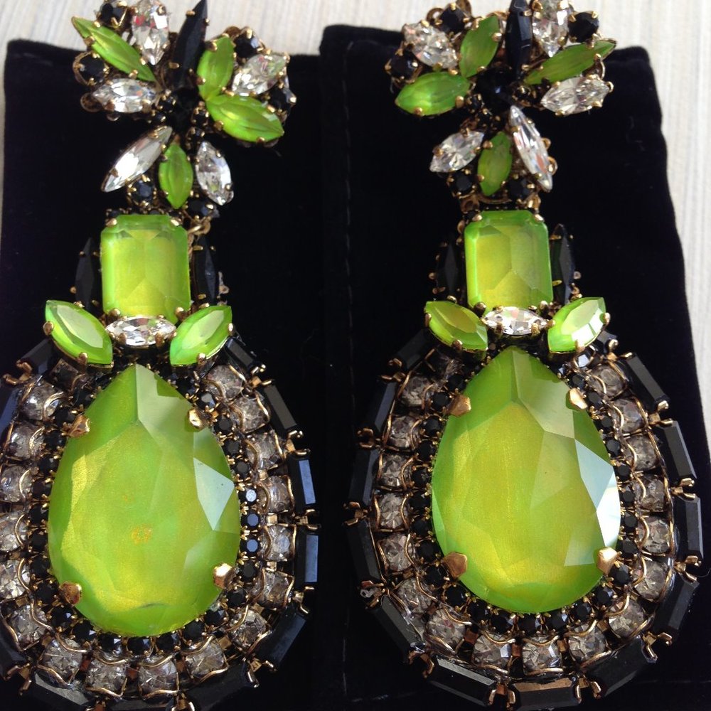Neon earrings - Picture 3 of 16